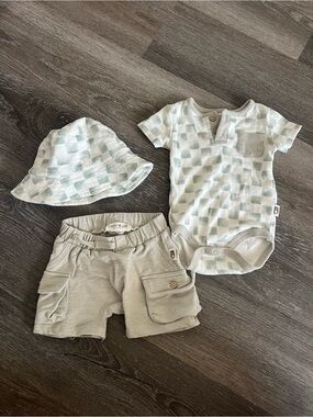 Rabbit + Bear 3-6 mo baby outfit
